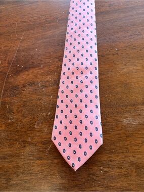 Men's Pink Silk Tie with Navy Dot Motif